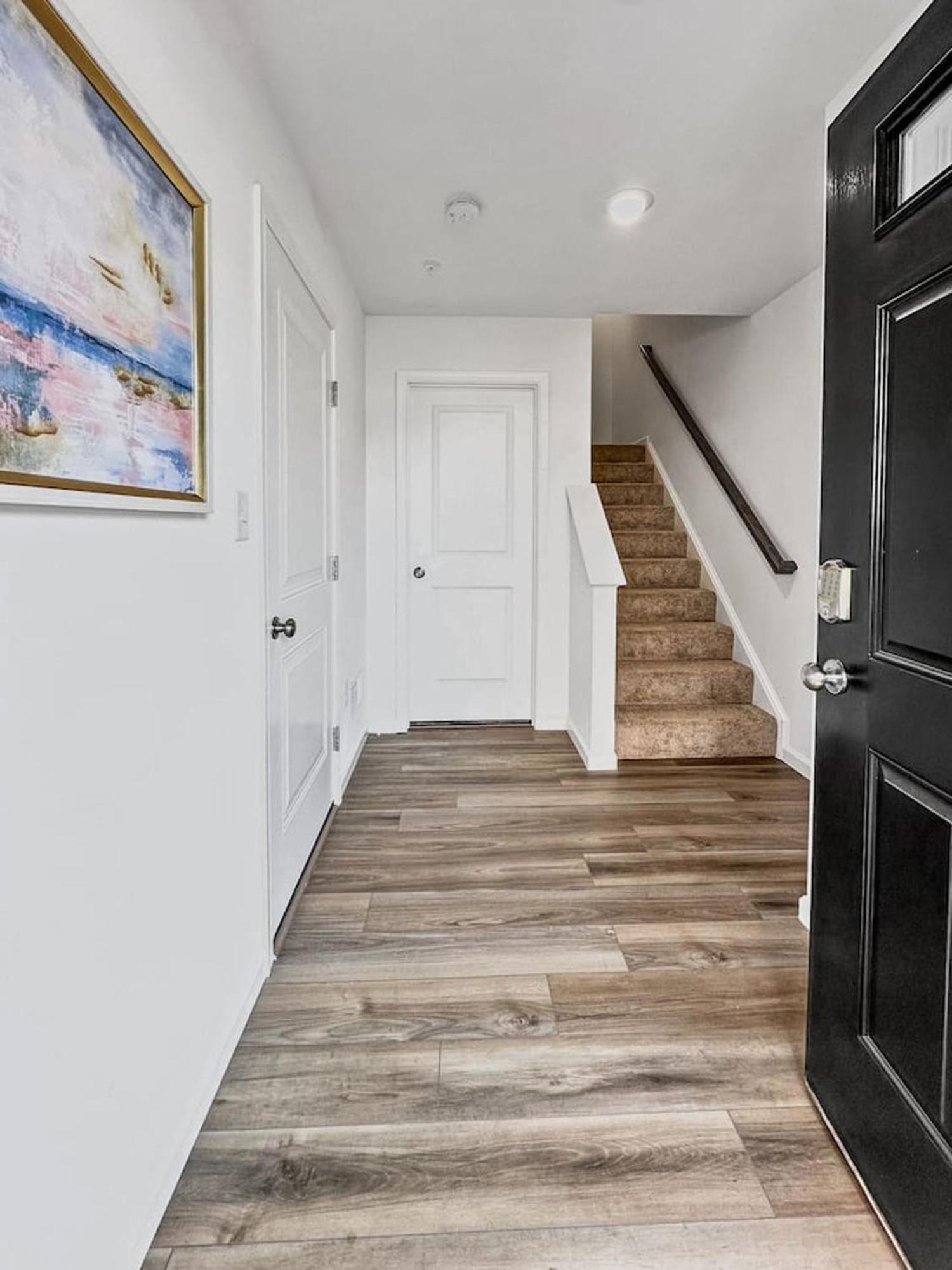 Luxurorious Townhome In Reading Apartment